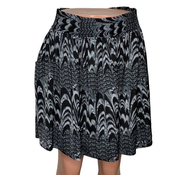 Banana Republic Skirt Elastic Waistband Side Pockets Black/Gray Size L - Picture 2 of 12